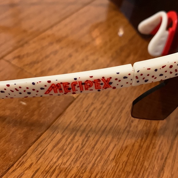 Meripex Party Glasses - Picture 4 of 6
